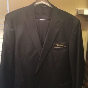 JoS. A. Bank Men’s Suite, Traveler’s Collection
